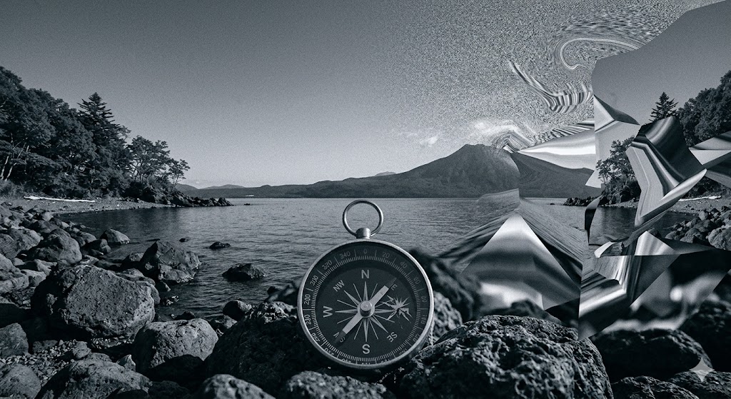 苫小牧・支笏湖の境界で発生する磁気異常と、脳の感覚バグにより歪んで見える「異界」の風景を象徴する、消炭色の概念的なコンパスと幾何学的歪みの画像。